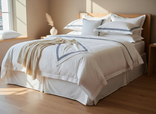 Basic Kissenbezug aus Baumwoll-Satin mit Kordel